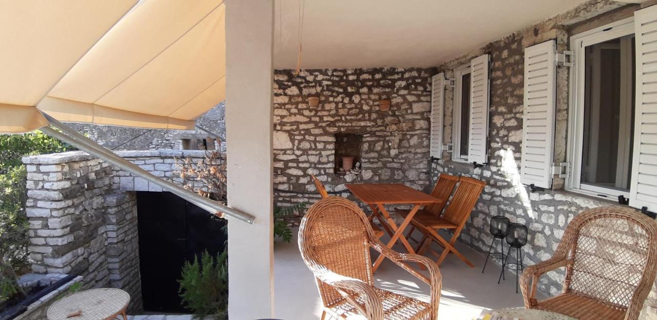 Les Villas De Qeparo Exteriör bild