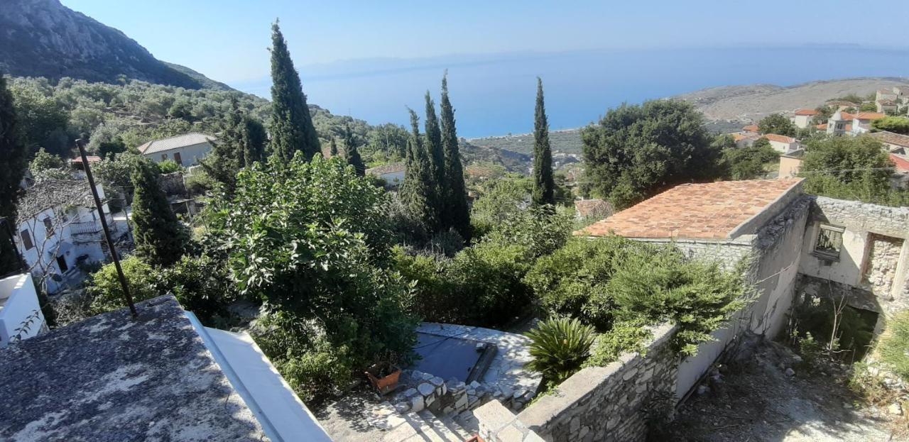 Les Villas De Qeparo Exteriör bild